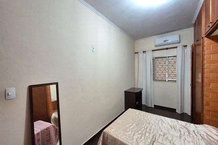 Quarto 1 - Suíte de casa para alugar com 4 quartos, 228m² em Parque Santa Bárbara, Campinas