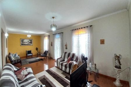 Sala de TV de casa para alugar com 4 quartos, 330m² em Jardim Leonor, Campinas