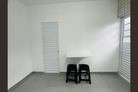 Sala/cozinha de kitnet/studio para alugar com 1 quarto, 22m² em Vila Operária, Guarulhos