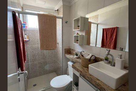 Banheiro de apartamento à venda com 2 quartos, 50m² em Vila João Ramalho, São Paulo