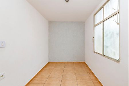 Quarto 2 de casa à venda com 2 quartos, 273m² em Conjunto Ademar Maldonado, Belo Horizonte
