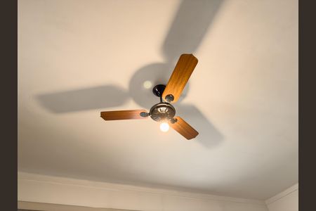 Sala de casa à venda com 4 quartos, 100m² em Cordovil, Rio de Janeiro