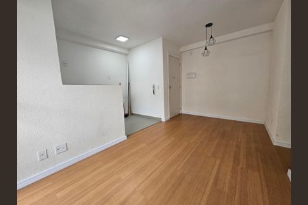 Sala de apartamento à venda com 2 quartos, 45m² em Jardim São Luís, São Paulo