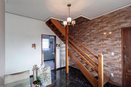 Sala de apartamento à venda com 3 quartos, 92m² em Arvoredo, Contagem