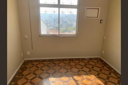 Casa à venda com 4 quartos, 325m² em Jardim Guanabara, Rio de Janeiro