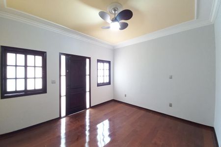 Sala de casa à venda com 3 quartos, 162m² em Vila Proost de Souza, Campinas