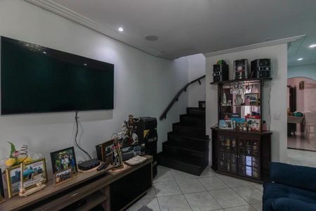 Sala de casa à venda com 4 quartos, 250m² em Jardim Ana Rosa, São Paulo