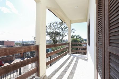 Sacada de casa para alugar com 4 quartos, 290m² em Jardim Carvalho, Porto Alegre