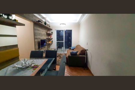 Sala de Estar de apartamento para alugar com 3 quartos, 67m² em Umuarama, Osasco