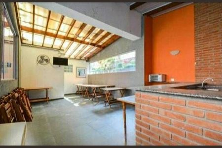 Apartamento à venda com 2 quartos, 54m² em Taboão, Diadema
