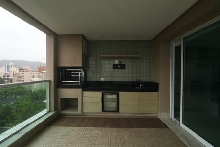 Varanda Sala de apartamento para alugar com 3 quartos, 174m² em Jardim Virginia, Guarujá