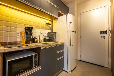 Studio de kitnet/studio para alugar com 1 quarto, 27m² em Pinheiros, São Paulo