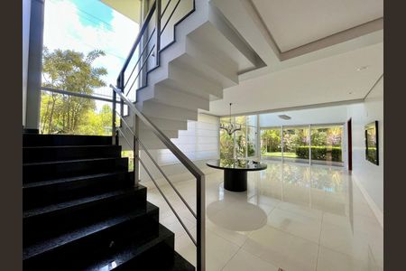 Sala de casa à venda com 4 quartos, 435m² em Residencial Parque das Araucárias, Campinas