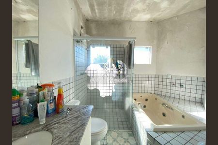 Casa à venda com 4 quartos, 180m² em Loteamento Alphaville Campinas, Campinas