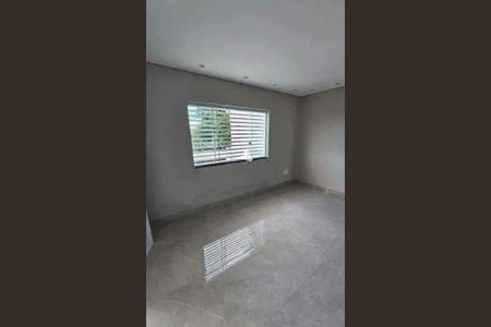 Casa à venda com 4 quartos, 175m² em Parque Fazendinha, Campinas