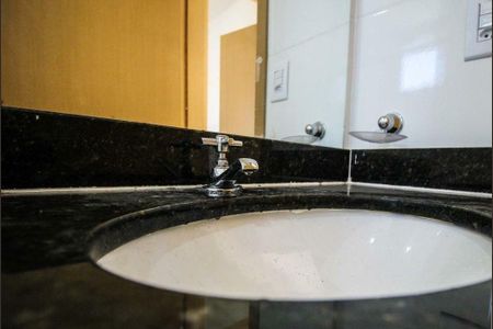 Banheiro Social de apartamento à venda com 2 quartos, 91m² em São Pedro, Belo Horizonte