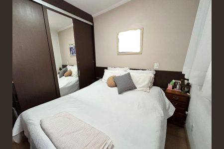 Apartamento à venda com 2 quartos, 54m² em Vila Della Piazza, Jundiaí