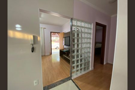 Sala de casa à venda com 2 quartos, 138m² em Jardim Samambaia, Campinas