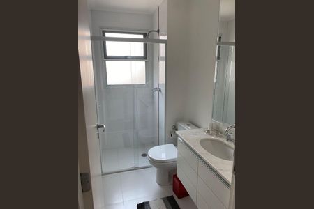 Banheiro de apartamento para alugar com 2 quartos, 155m² em Empresarial 18 do Forte, Barueri