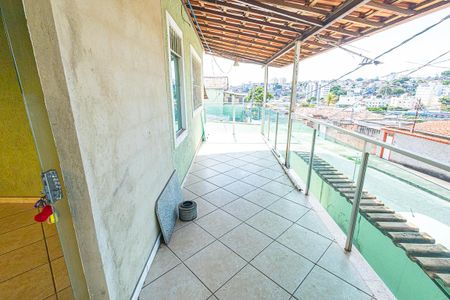 Varanda da Sala/Cozinha de casa para alugar com 2 quartos, 105m² em Santa Monica, Belo Horizonte