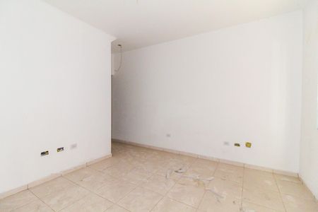 Sala de casa de condomínio para alugar com 2 quartos, 250m² em Jardim Itapemirim, São Paulo
