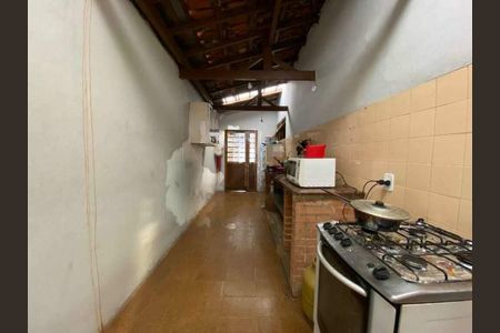 Casa à venda com 4 quartos, 185m² em Vila Castelo Branco, Campinas