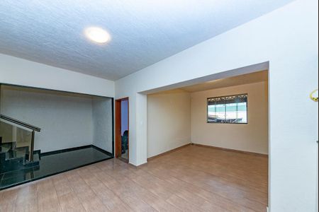 Sala 1 de casa à venda com 4 quartos, 371m² em Caiçaras, Belo Horizonte