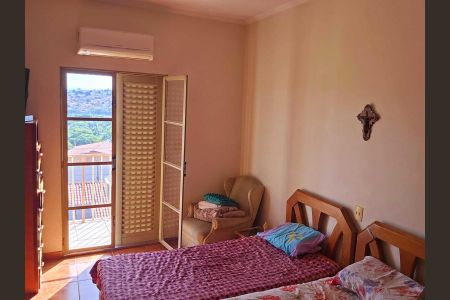 Casa para alugar com 4 quartos, 300m² em Taquaral, Campinas