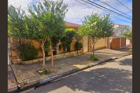 Casa para alugar com 4 quartos, 300m² em Taquaral, Campinas