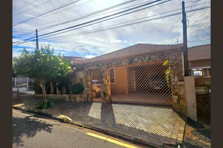 Casa para alugar com 4 quartos, 300m² em Taquaral, Campinas