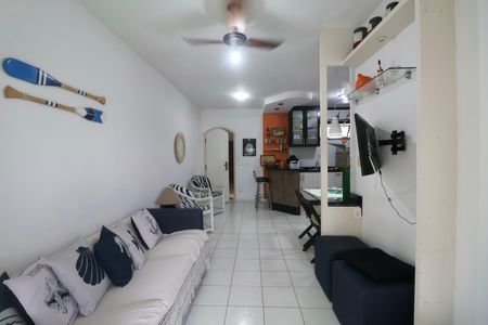 Sala de apartamento para alugar com 3 quartos, 75m² em Jardim Ana Maria, Guarujá