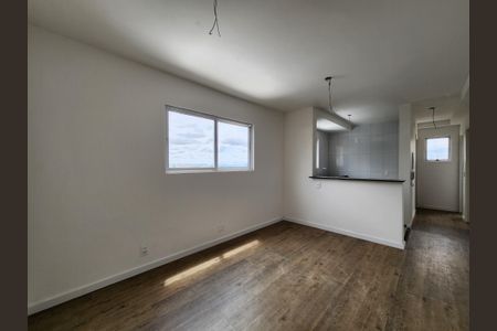 Sala de apartamento à venda com 2 quartos, 59m² em Vila Amaral, Belo Horizonte