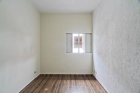 Quarto 1 de casa para alugar com 2 quartos, 50m² em Jardim Santa Monica, São Paulo
