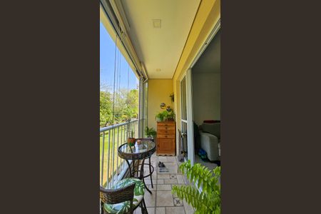 Varanda de casa de condomínio à venda com 3 quartos, 96m² em Usina Piratininga, São Paulo