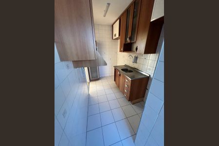 Cozinha de apartamento à venda com 2 quartos, 55m² em Vila Primavera, São Paulo