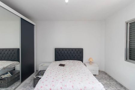 Quarto 2 de apartamento para alugar com 2 quartos, 80m² em Vila Gustavo, São Paulo