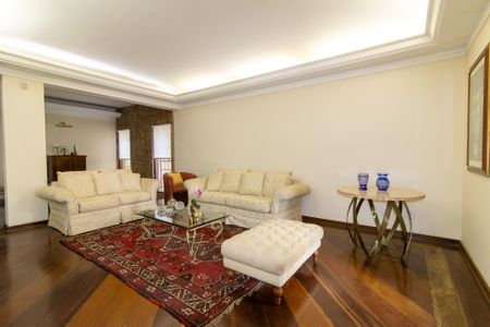 Sala de casa de condomínio à venda com 3 quartos, 402m² em Joaquim Egídio, Campinas