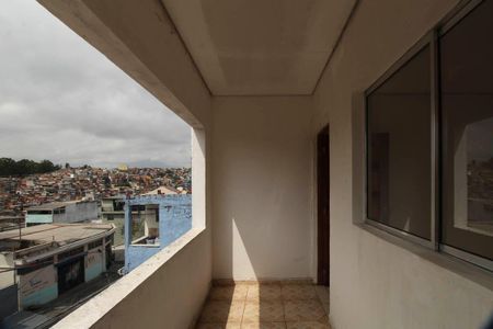 Sacada da Sala de casa para alugar com 2 quartos, 100m² em Jardim Santa Teresinha, São Paulo