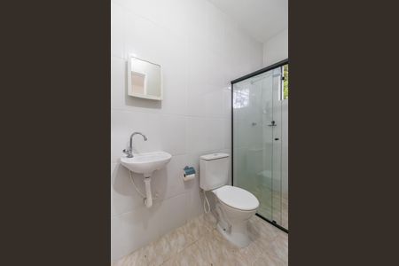 Banheiro de kitnet/studio para alugar com 1 quarto, 40m² em Vila São Jorge, Barueri