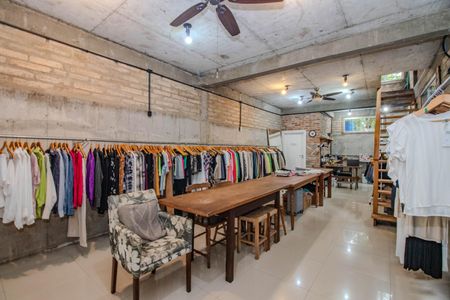 Sala de casa para alugar com 1 quarto, 250m² em Bom Jesus, Porto Alegre