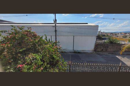 Vista da Sala de casa para alugar com 4 quartos, 360m² em Filadélfia, Betim