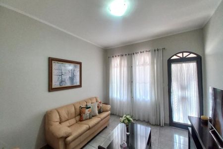 Sala de casa à venda com 4 quartos, 167m² em Jardim dos Oliveiras, Campinas