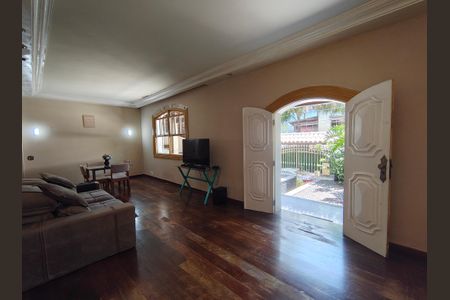 Casa de Condomínio para alugar com 3 quartos, 468m² em Freguesia (jacarepaguá), Rio de Janeiro