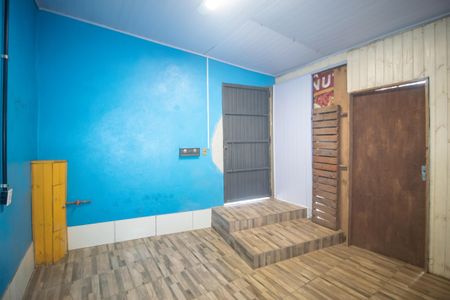 Sala de casa para alugar com 6 quartos, 450m² em Campo Novo, Porto Alegre