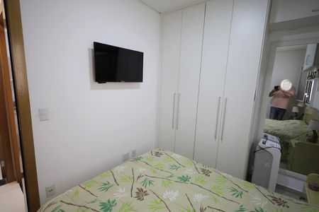 Suíte de apartamento à venda com 2 quartos, 80m² em Vila Bela Vista, Santo André