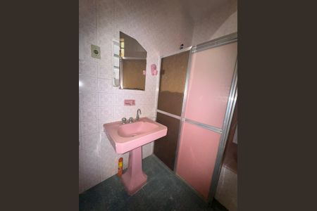 Banheiro Social de casa à venda com 3 quartos, 210m² em Santo André, Belo Horizonte