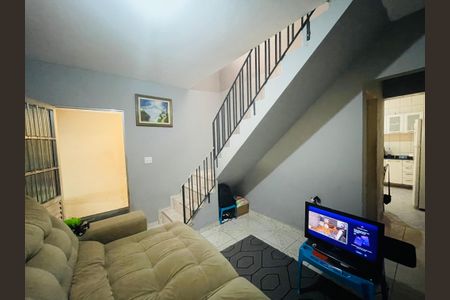 Sala 2 de casa para alugar com 2 quartos, 80m² em Vale dos Machados, Guarulhos