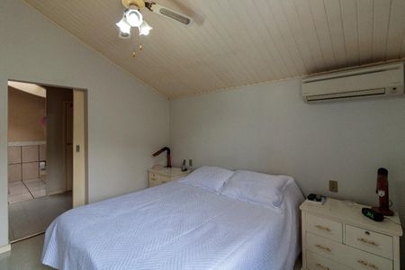 Casa à venda com 4 quartos, 240m² em Jardim Panorama, São Paulo