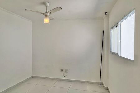 Sala/Quarto de casa para alugar com 1 quarto, 30m² em Ponta da Praia, Santos