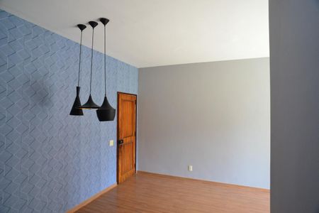 Sala de apartamento à venda com 2 quartos, 84m² em Barra da Tijuca, Rio de Janeiro